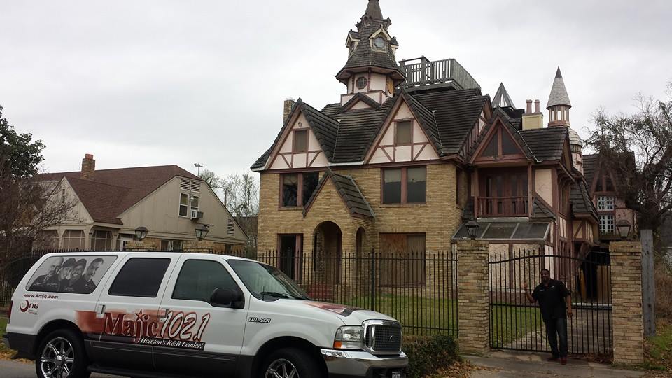 Mysterious Houston’s 3rd Ward Mansion For Sale Majic 102.1