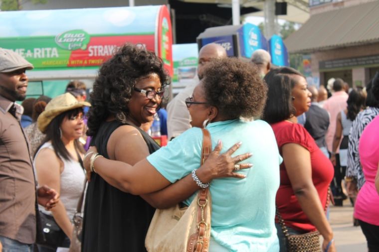 Hanging Out @ Majic Under The Stars