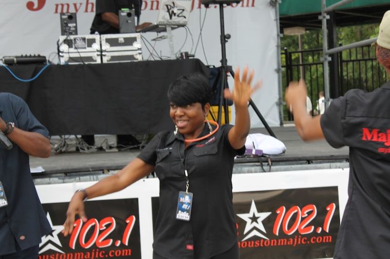 Hanging Out @ Majic Under The Stars