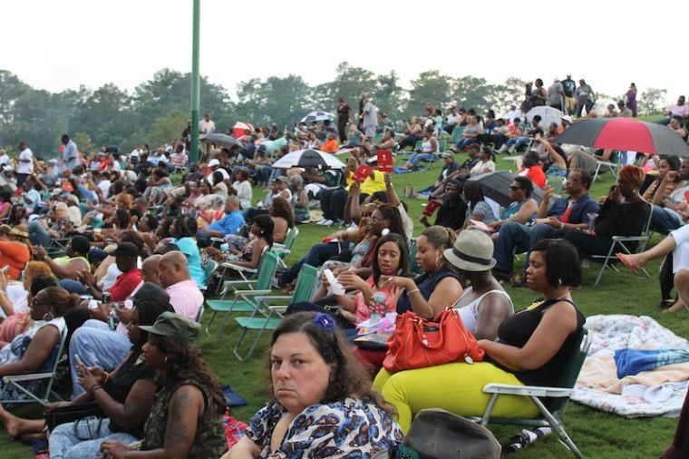 Hanging Out @ Majic Under The Stars