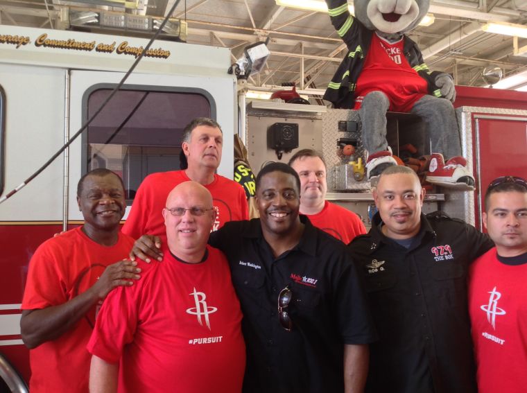 Houston Rockets and Papa John’s Pizza Honor Firefighters on September 11th
