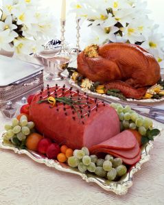 Ham and turkey on serving trays