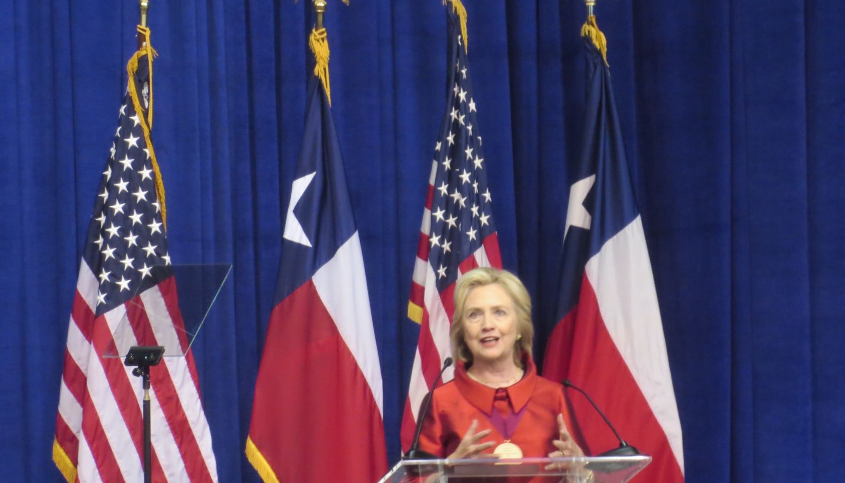 Hillary Clinton Receives Barbara Jordan Leadership Award at TSU