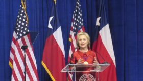Hillary Clinton Receives Barbara Jordan Leadership Award at TSU