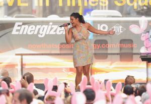 Jordin Sparks Surprise Performance To Raise Awareness For Energizer's Partnership With The VH1 Save The Music Foundation