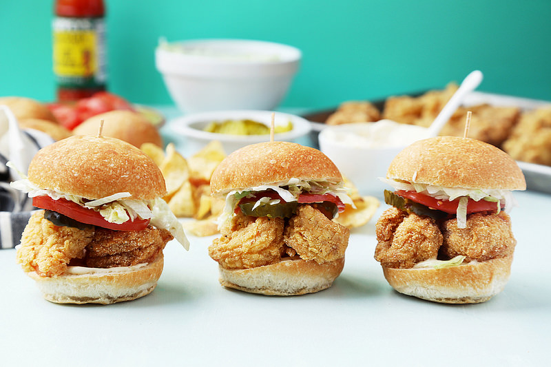 FRIED SHRIMP PO’BOY SLIDERS