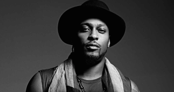 D'Angelo and The Vanguard