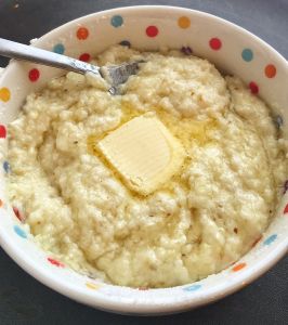 Sweet Mascarpone Breakfast Grits