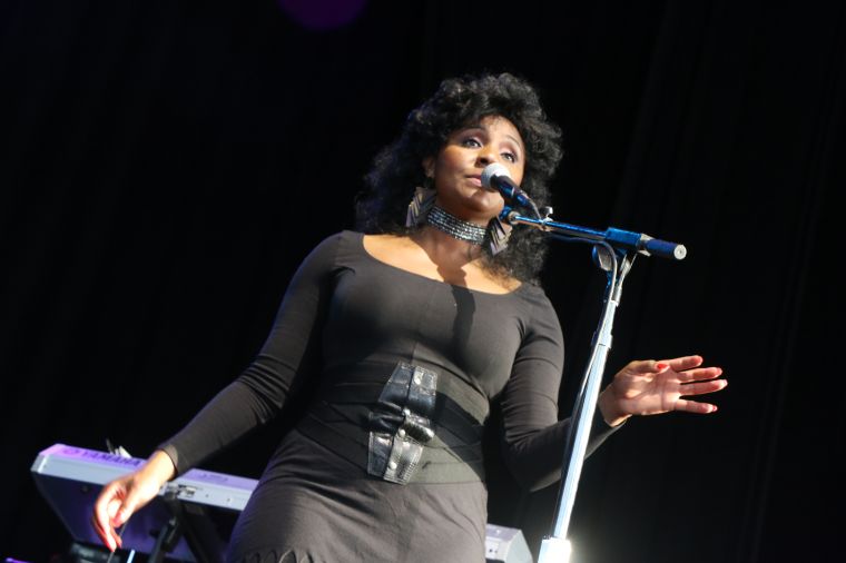 Majic Under The Stars (Evelyn "Champagne" King)