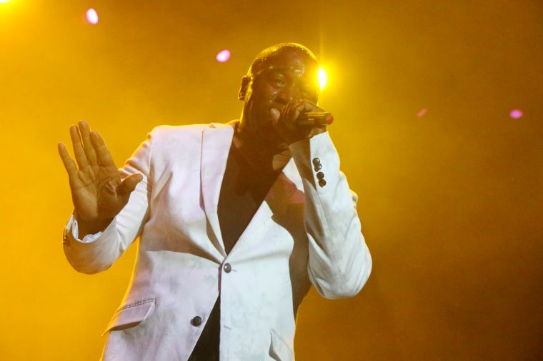 Majic Under The Stars (Midnight Star)