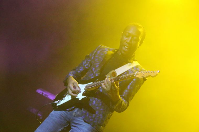 Majic Under The Stars (Midnight Star)