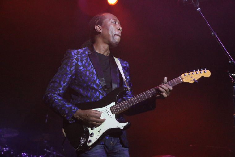 Majic Under The Stars (Midnight Star)