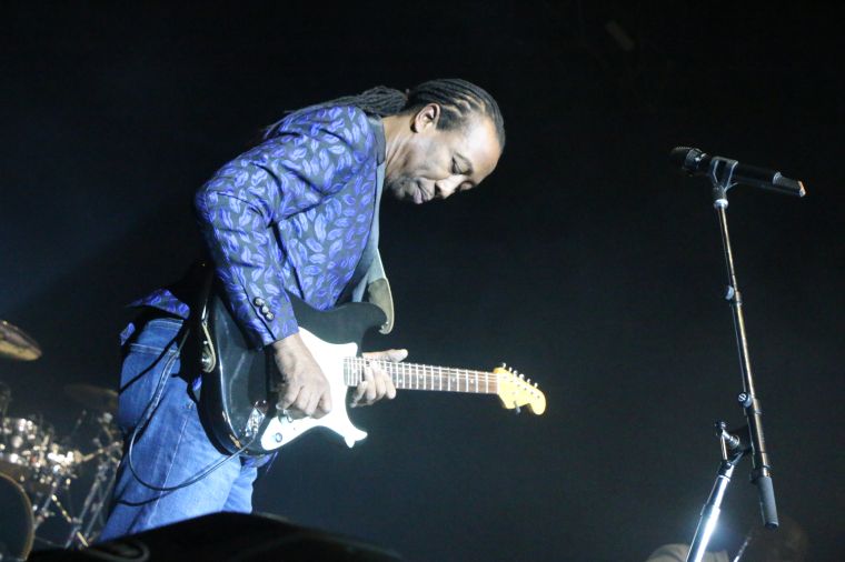 Majic Under The Stars (Midnight Star)