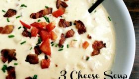 3 Cheese Soup with Red Pepper & Bacon