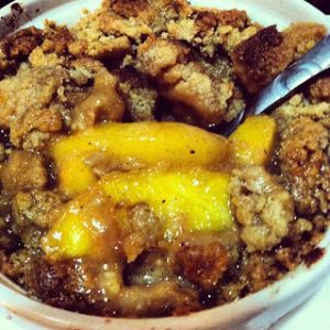 Easy Peach Cobbler Crisps