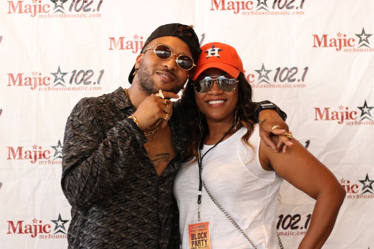 Ro James Meet & Greet