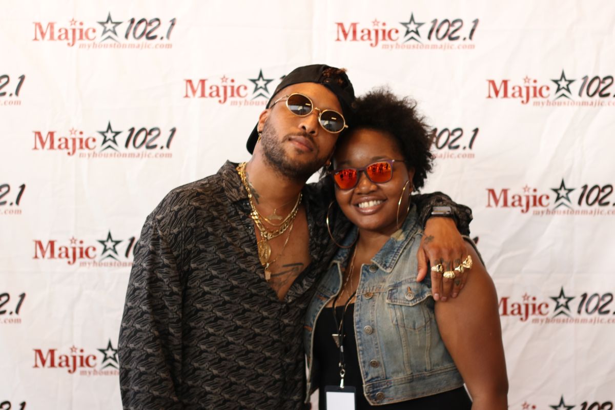 Ro James Meet & Greet
