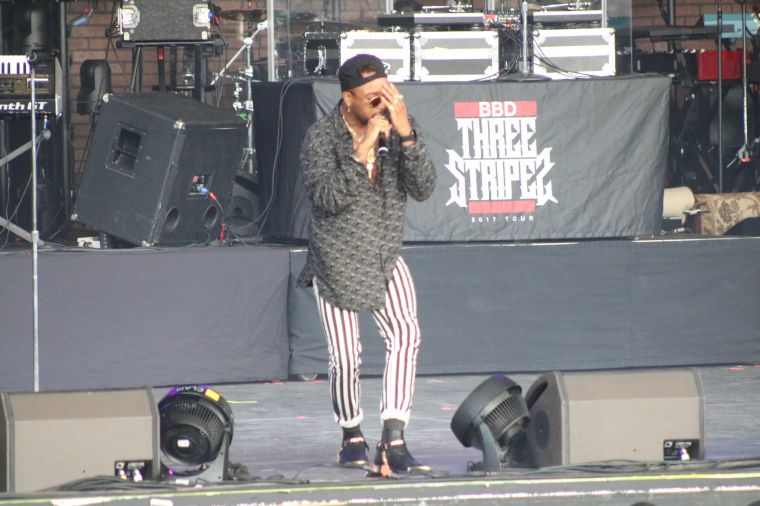 Ro James Performing at Majic’s Summer Block Party