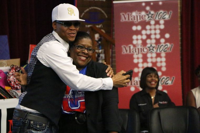 BBD 20K HISD Harvey Relief Fund