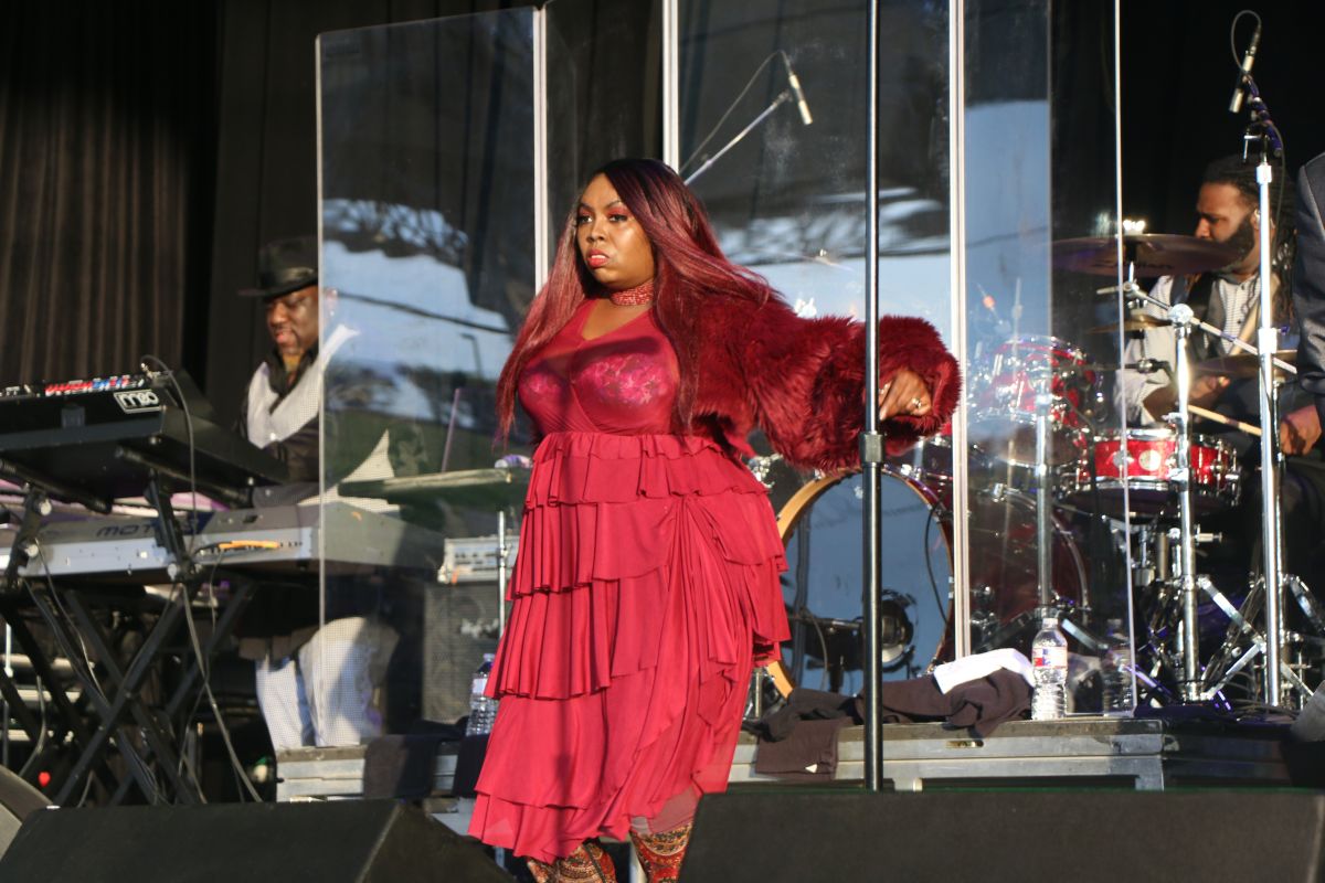 The S.O.S. Band at Majic Under The Stars