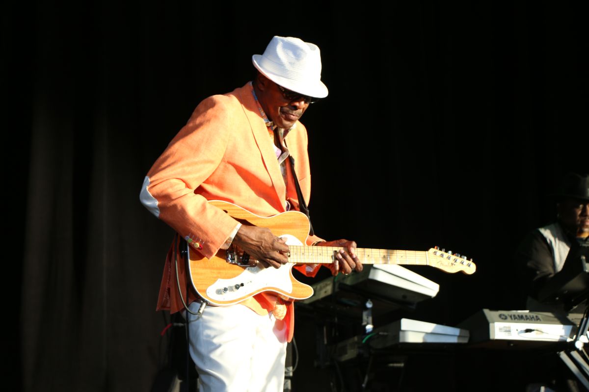 The S.O.S. Band at Majic Under The Stars