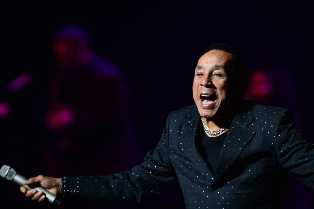 Smokey Robinson performs onstage at Au-Rene Theater