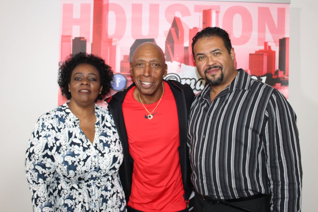 Download Your Photo With Jeffery Osborne