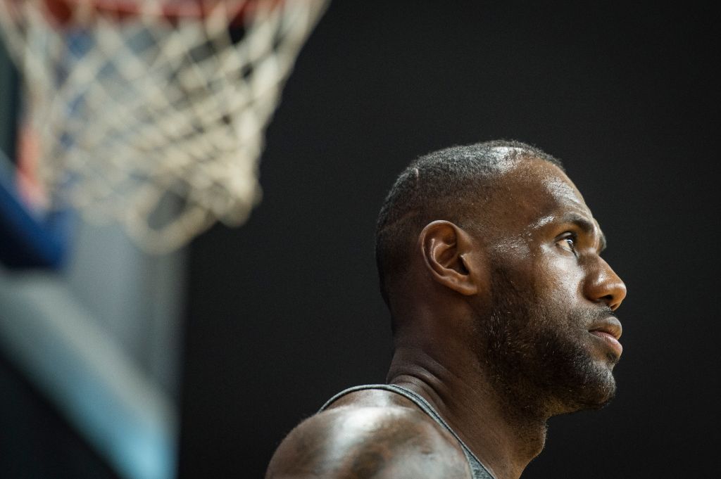 LeBron unfazed by struggles