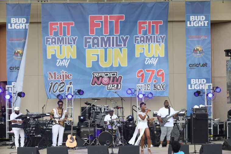 The Dana Jackson Band - Fit Family Fun Day