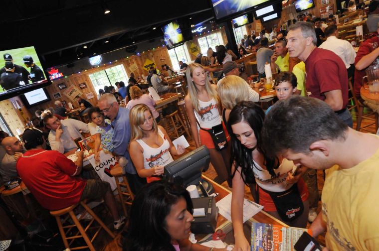 Hooters