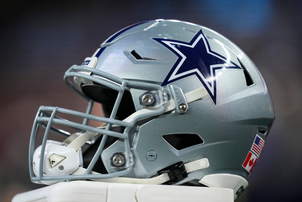 Tampa Bay Buccaneers v Dallas Cowboys