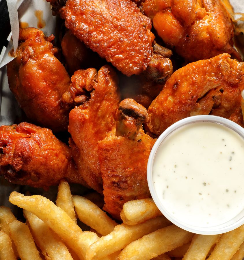 Fried chicken wings plate