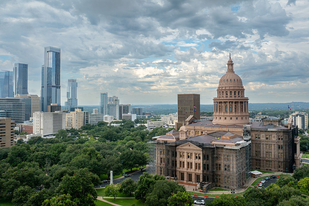 Texas Democratic Lawmakers Flee State In Effort To Halt Redistricting Legislation