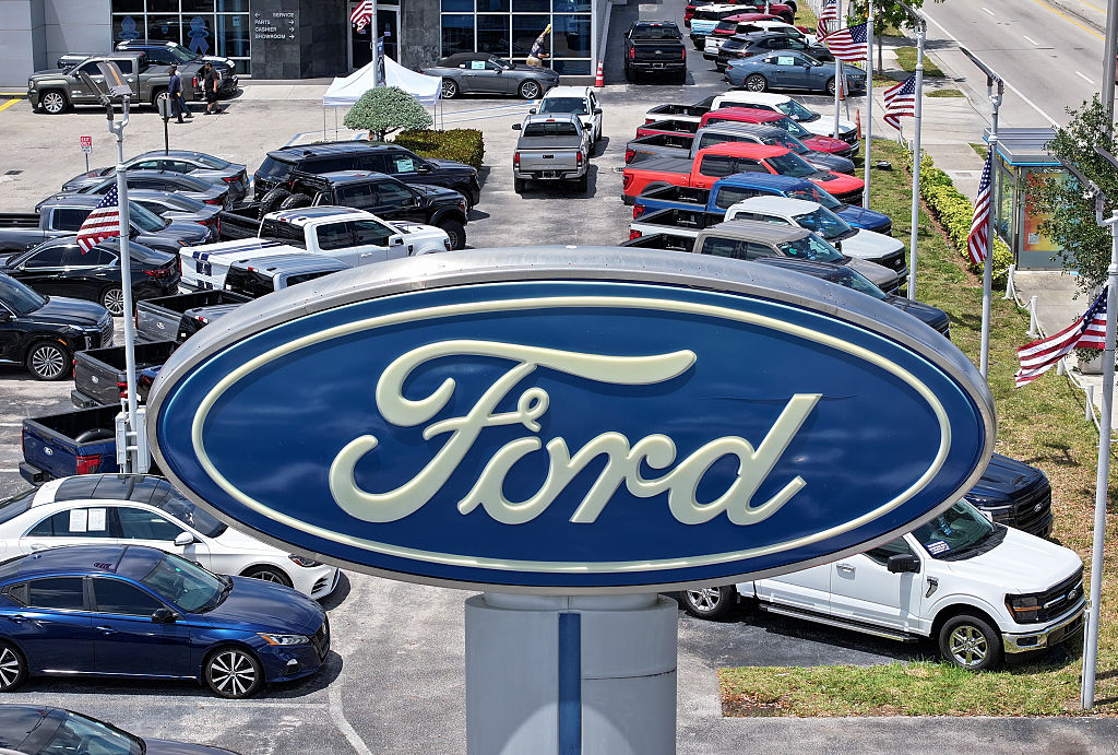 Ford's Profits Plummet 64% In First Quarter
