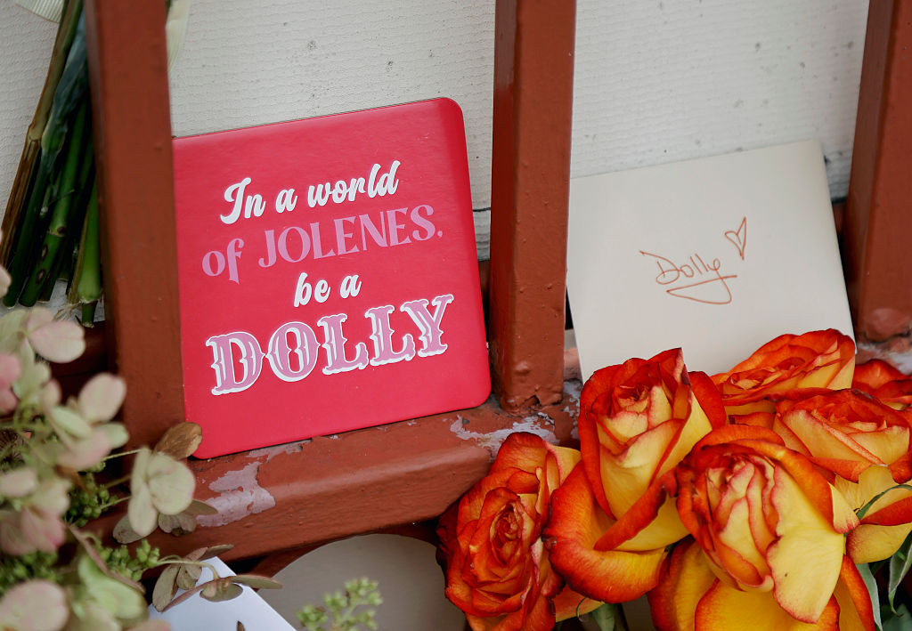 The U.S. Remembers Dolly Parton